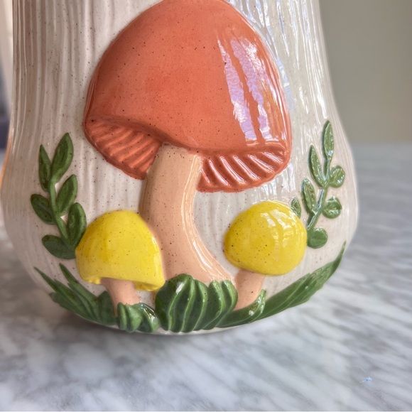 Vintage Pottery Mushroom by Arnel’s Jar with Lid 11” - Picture 2 of 8